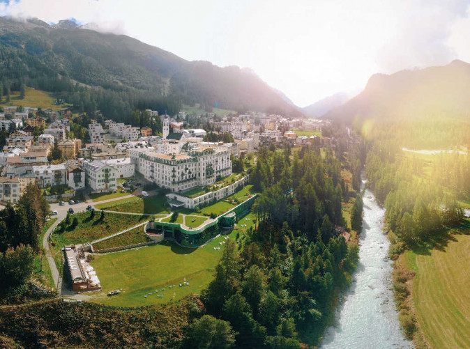 0040_Kronenhof_Pontresina_Schoene Aussichten Touristik_Exterior